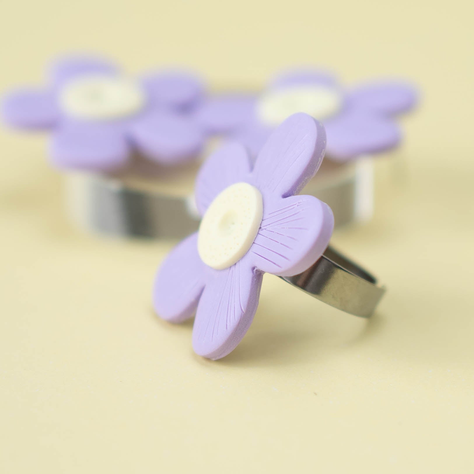 Anillo Bloom Lila