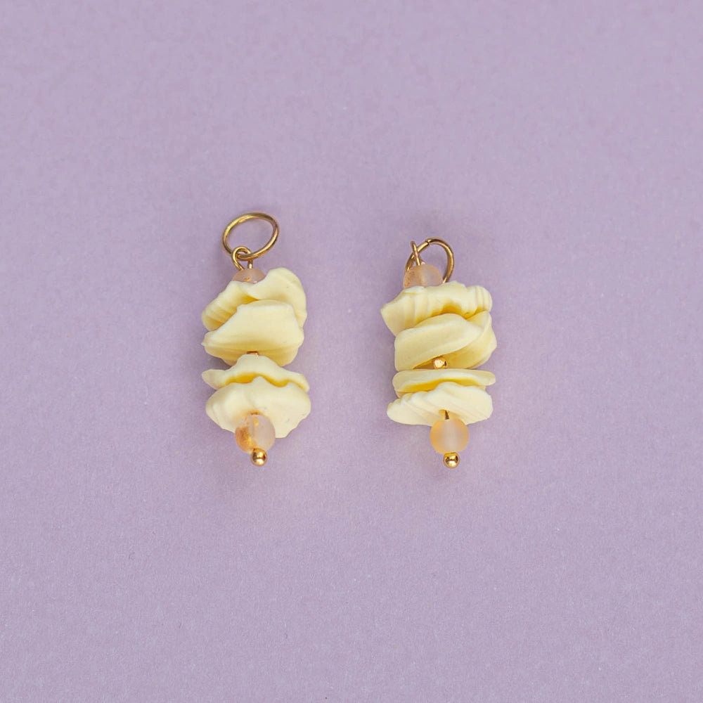 Charm Confetti Amarillo Mantequilla